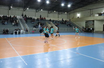 Foto - CAMPEONATO MUNICIPAL DE HANDEBOL FEMININO