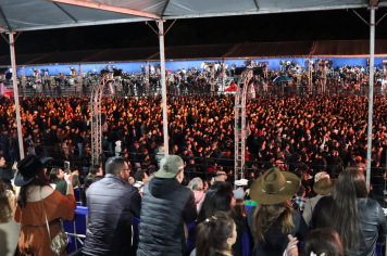 Foto - 4º PIRAÍ RODEO FEST - LEONARDO