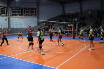Foto - CAMPEONATO MUNICIPAL DE VÔLEI FEMININO 