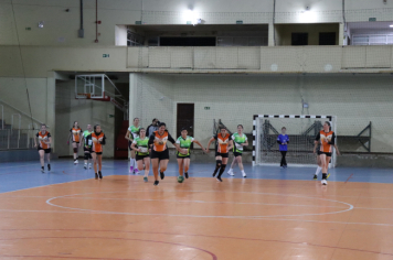 Foto - CAMPEONATO MUNICIPAL DE HANDEBOL FEMININO