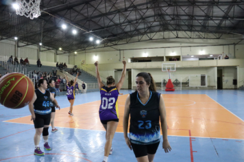 Foto - CAMPEONATO MUNICIPAL DE BASQUETE FEMININO