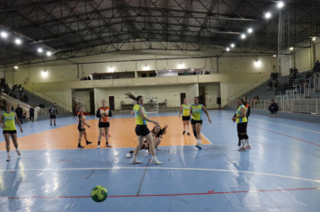 Foto - CAMPEONATO MUNICIPAL DE HANDEBOL FEMININO