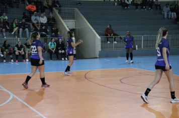 Foto - CAMPEONATO MUNICIPAL DE HANDEBOL FEMININO