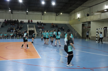 Foto - CAMPEONATO MUNICIPAL DE HANDEBOL FEMININO
