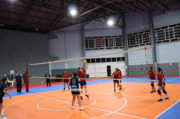 Foto - CAMPEONATO MUNICIPAL DE VÔLEI FEMININO 