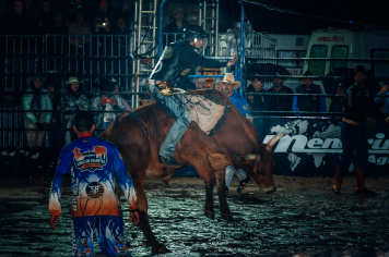 Foto - 4º PIRAÍ RODEO FEST - LEONARDO