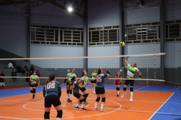 Foto - CAMPEONATO MUNICIPAL DE VÔLEI FEMININO 
