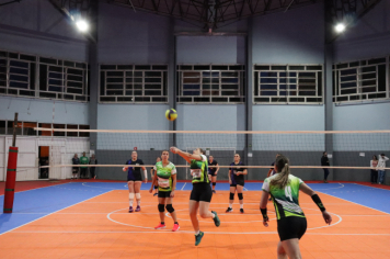 Foto - CAMPEONATO MUNICIPAL DE VÔLEI FEMININO 