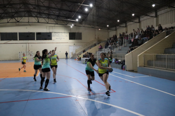 Foto - CAMPEONATO MUNICIPAL DE HANDEBOL FEMININO