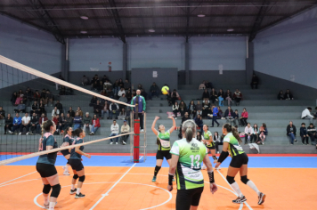 Foto - CAMPEONATO MUNICIPAL DE VÔLEI FEMININO 