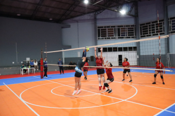 Foto - CAMPEONATO MUNICIPAL DE VÔLEI FEMININO 
