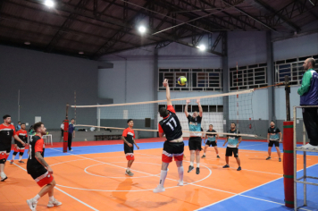 Foto - CAMPEONATO MUNICIPAL DE VÔLEI MASCULINO