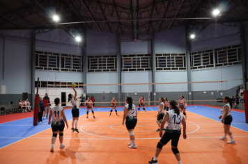 Foto - CAMPEONATO MUNICIPAL DE VÔLEI FEMININO 
