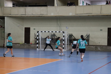 Foto - CAMPEONATO MUNICIPAL DE HANDEBOL FEMININO