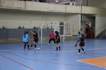 Foto - CAMPEONATO POPULAR MUNICIPAL DE FUTSAL FEMININO