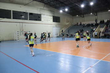 Foto - CAMPEONATO MUNICIPAL DE HANDEBOL FEMININO