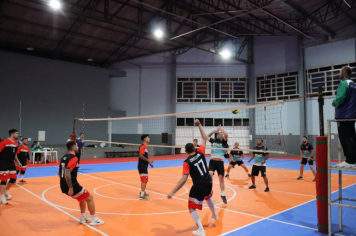 Foto - CAMPEONATO MUNICIPAL DE VÔLEI MASCULINO