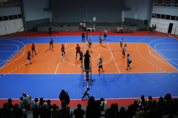 Foto - CAMPEONATO MUNICIPAL DE VÔLEI FEMININO 