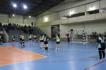Foto - CAMPEONATO MUNICIPAL DE HANDEBOL FEMININO