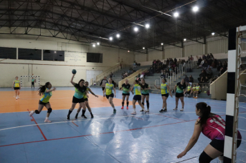 Foto - CAMPEONATO MUNICIPAL DE HANDEBOL FEMININO