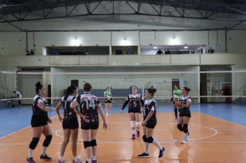 Foto - FINAL DO CAMPEONATO MUNICIPAL DE VÔLEI FEMININO