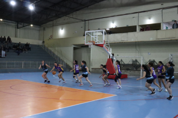 Foto - CAMPEONATO MUNICIPAL DE BASQUETE FEMININO
