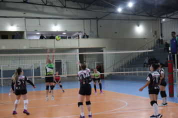 Foto - FINAL DO CAMPEONATO MUNICIPAL DE VÔLEI FEMININO