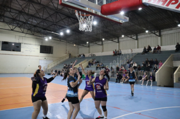 Foto - CAMPEONATO MUNICIPAL DE BASQUETE FEMININO