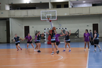 Foto - CAMPEONATO MUNICIPAL DE BASQUETE FEMININO