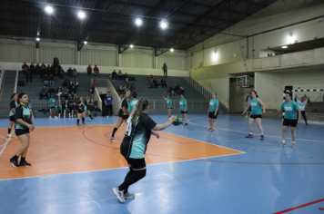 Foto - CAMPEONATO MUNICIPAL DE HANDEBOL FEMININO