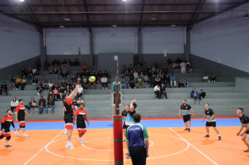 Foto - CAMPEONATO MUNICIPAL DE VÔLEI MASCULINO