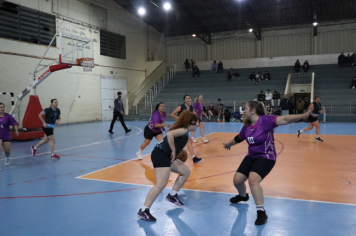 Foto - CAMPEONATO MUNICIPAL DE BASQUETE FEMININO