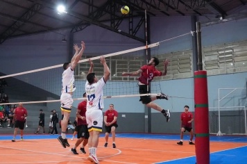 CAMPEONATO DE...