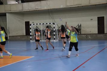 Foto - CAMPEONATO MUNICIPAL DE HANDEBOL FEMININO