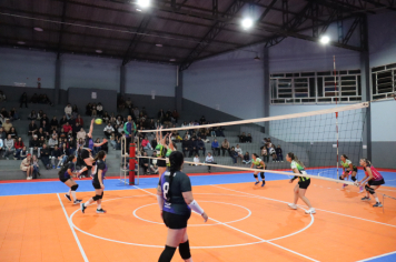 Foto - CAMPEONATO MUNICIPAL DE VÔLEI FEMININO 