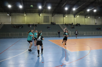 Foto - CAMPEONATO MUNICIPAL DE HANDEBOL FEMININO