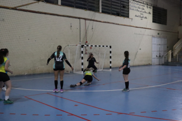 Foto - CAMPEONATO MUNICIPAL DE HANDEBOL FEMININO