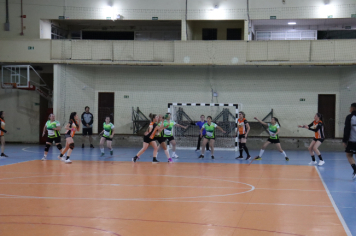 Foto - CAMPEONATO MUNICIPAL DE HANDEBOL FEMININO