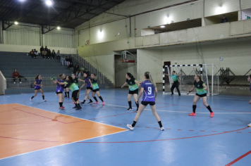 Foto - CAMPEONATO MUNICIPAL DE HANDEBOL FEMININO