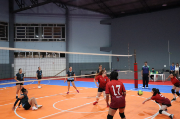 Foto - CAMPEONATO MUNICIPAL DE VÔLEI FEMININO 