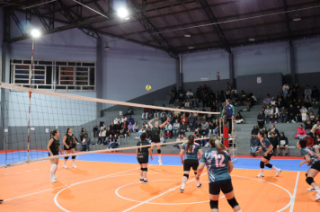 Foto - CAMPEONATO MUNICIPAL DE VÔLEI FEMININO 