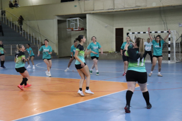 Foto - CAMPEONATO MUNICIPAL DE HANDEBOL FEMININO