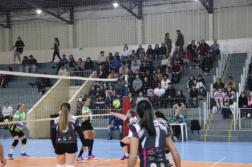 Foto - FINAL DO CAMPEONATO MUNICIPAL DE VÔLEI FEMININO