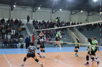 Foto - FINAL DO CAMPEONATO MUNICIPAL DE VÔLEI FEMININO