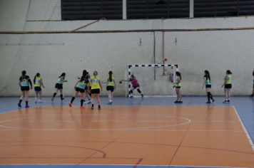 Foto - CAMPEONATO MUNICIPAL DE HANDEBOL FEMININO