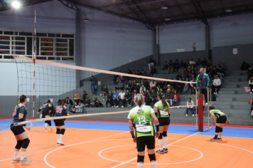 Foto - CAMPEONATO MUNICIPAL DE VÔLEI FEMININO 