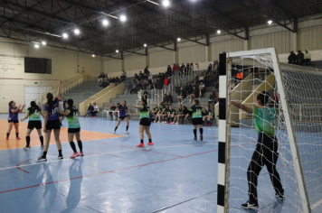 Foto - CAMPEONATO MUNICIPAL DE HANDEBOL FEMININO