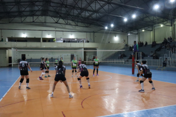 Foto - FINAL DO CAMPEONATO MUNICIPAL DE VÔLEI FEMININO