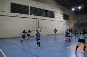 Foto - CAMPEONATO MUNICIPAL DE HANDEBOL FEMININO