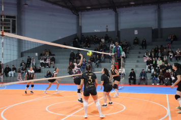 Foto - CAMPEONATO MUNICIPAL DE VÔLEI FEMININO 